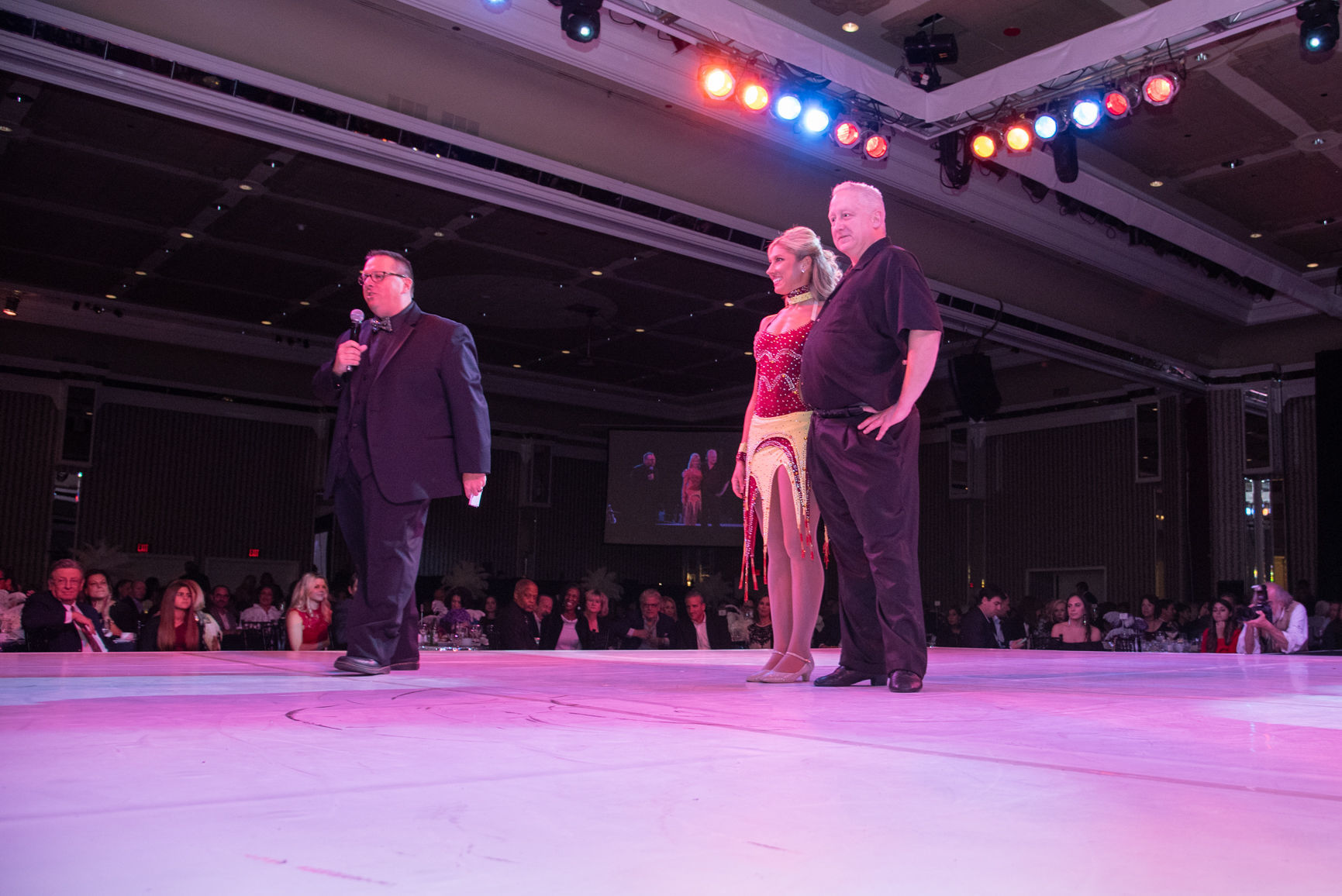 110318_acw_dancinggallery-728.jpg